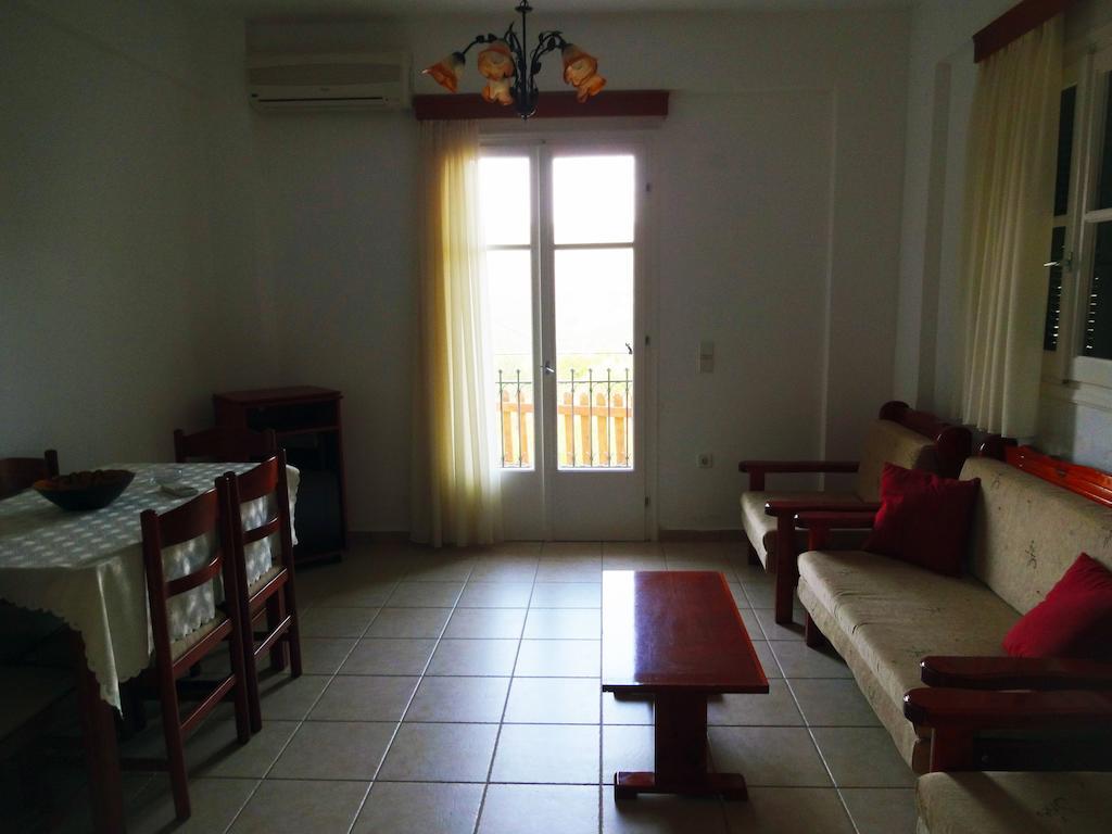 Iriana Village Inn Stavros  Zimmer foto